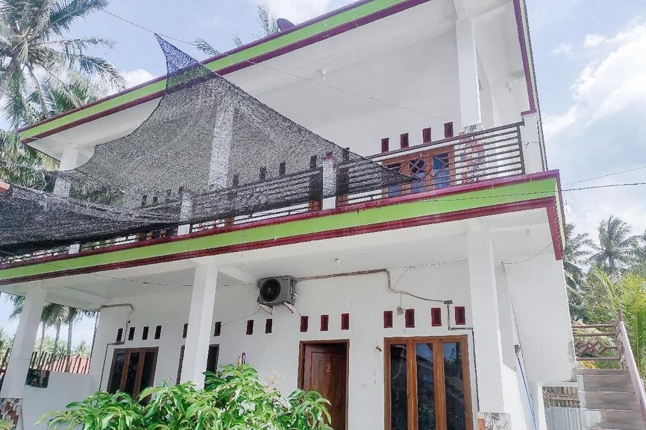 Sapu Nyapah Losmen Syariah Tanjung Setia Biha Bagian luar foto