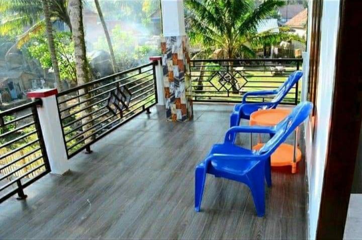 Sapu Nyapah Losmen Syariah Tanjung Setia Biha Bagian luar foto